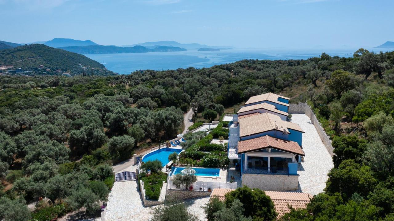 Villas Amantea- Four Villas With Big Pool And Infinity Pool Сивота Екстериор снимка