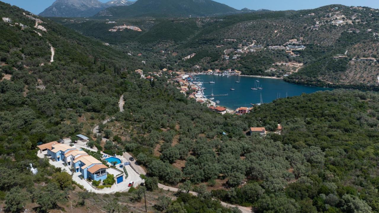 Villas Amantea- Four Villas With Big Pool And Infinity Pool Сивота Екстериор снимка