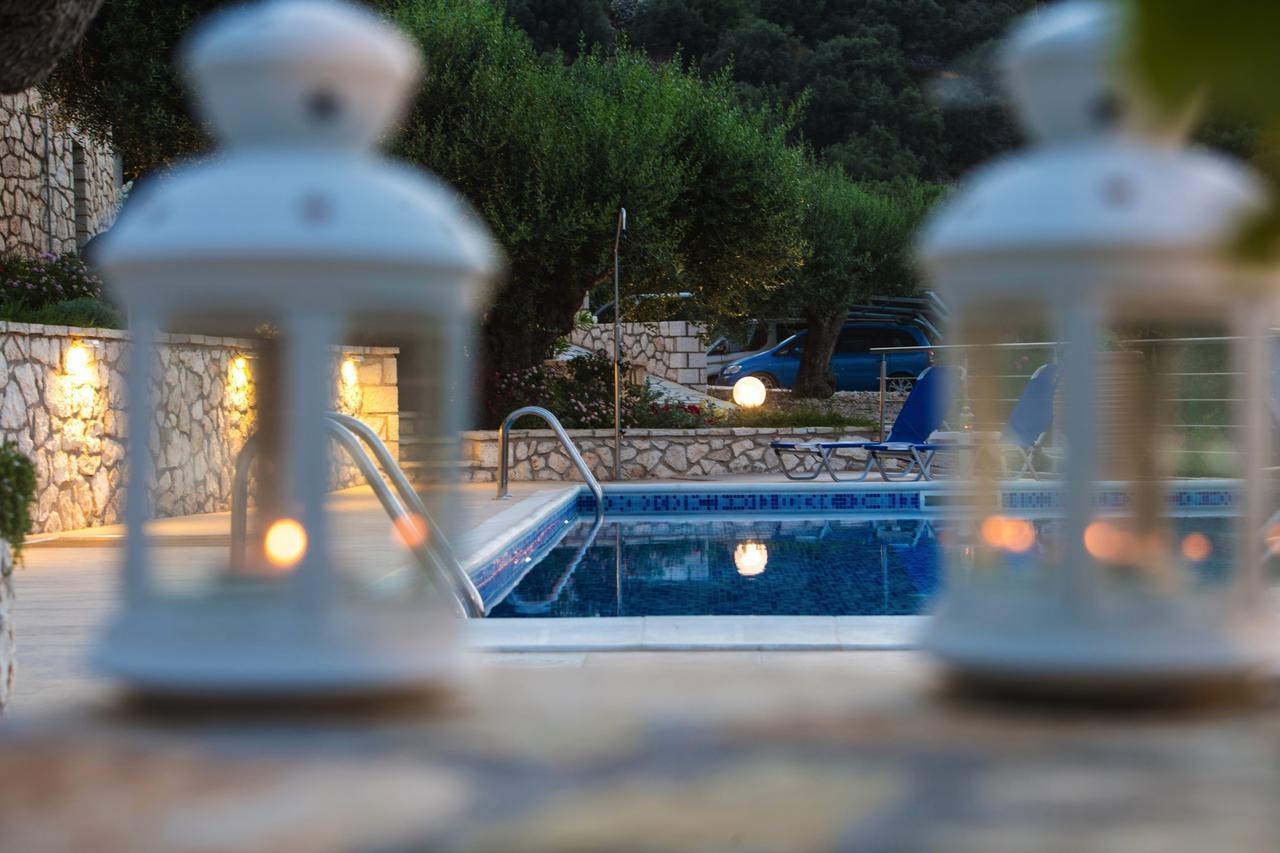 Villas Amantea- Four Villas With Big Pool And Infinity Pool Сивота Екстериор снимка
