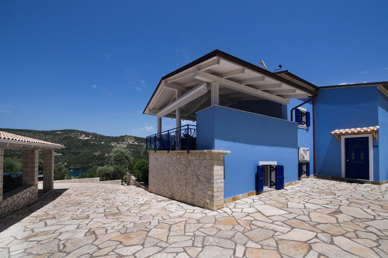 Villas Amantea- Four Villas With Big Pool And Infinity Pool Сивота Екстериор снимка