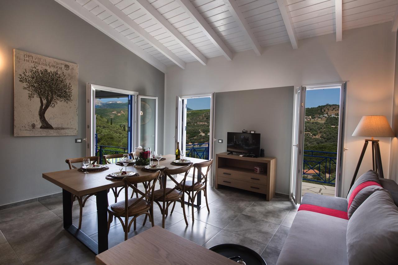 Villas Amantea- Four Villas With Big Pool And Infinity Pool Сивота Екстериор снимка